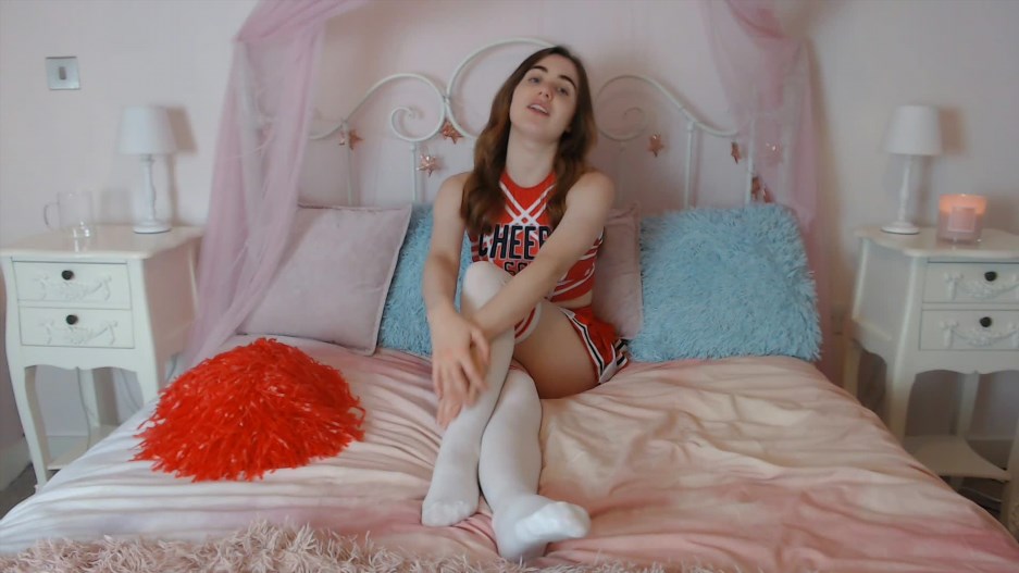 Lola Rae UK - Cheerleader humiliates you